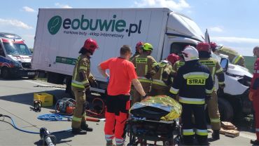 Poważny wypadek na A4 pod Wrocławiem. Autostrada zamknięta na 2 godziny