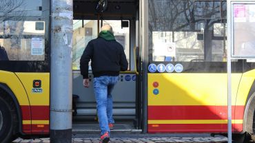 Wrocław: MPK bez paliwa? Lotos wypowiedział umowę. Autobusy przestaną kursować?