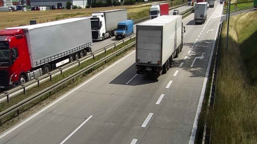 Utrudnienia na drogach: Korek na A4 i karambol na obwodnicy Wrocławia