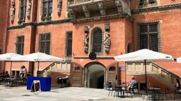 Wrocław: Piwnica Świdnicka otwarta w trakcie remontu. Wnętrze jeszcze się zmieni