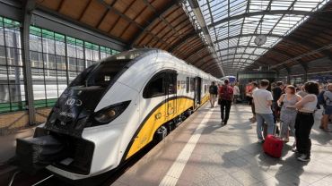 Gratka dla pasażerów i miłośników: oficjalna prezentacja nowoczesnych pociągów [27.08.2022]