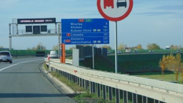 Wrocław: Kilka samochodów zderzyło się na autostradzie A4