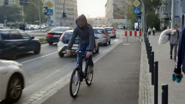 Wrocław: droga rowerowa pozostanie zamknięta. Pas asfaltu dla nikogo