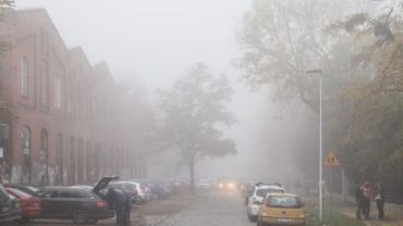 Wrocław: Przymrozek i gęsta mgła. Uwaga na drogach!