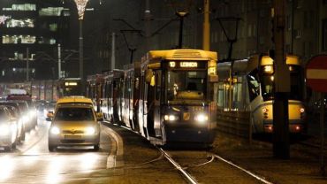Awaria MPK Wrocław: Objazdy dla tramwajów i autobusy zastępcze