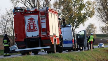Groźny wypadek na drodze Wrocław - Jelenia Góra. Są ranni. DK5 zablkowana