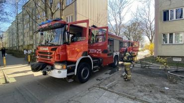 Wrocław: Pożar mieszkania na Krzykach. Sześć osób w szpitalu