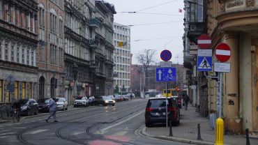 Wrocław: Ludzie wściekli na zakaz wjazdu na ulicę Łokietka. 