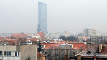Smog we Wrocławiu. Tym dzisiaj oddychamy, lepiej nie otwierajcie okien
