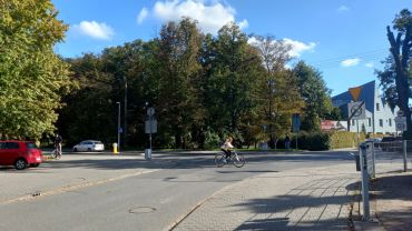 Wrocław: Nowa inwestycja dla pieszych i rowerzystów. Wygodniej na dwóch osiedlach