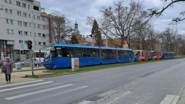 Kłopoty pasażerów MPK Wrocław. Tramwaje bez prądu