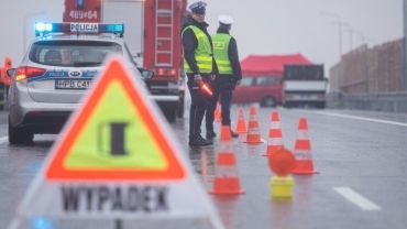 Wypadek między Wrocławiem a Świdnicą. Motocykl zderzył się z TIR-em