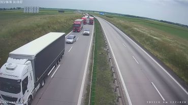 Wypadek ciężarówek na A4 pod Wrocławiem. Ranna jedna osoba