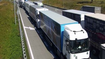 Karambol ciężarówek na A4 pod Wrocławiem. Ogromne korki