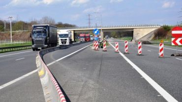 Autostrada A4 pod Wrocławiem pęka! Musieli zamknąć jeden pas