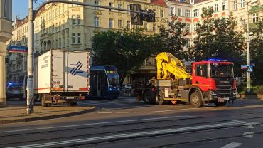 Wrocław: Awaria tramwaju na Piastowskiej. Kilka linii zmieniło trasy