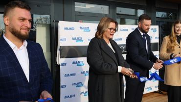 AAA AUTO otworzyło nowe centrum sprzedaży aut we Wrocławiu