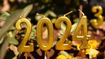 Życzenia na Nowy Rok 2024 - gotowe do wysłania życzenia noworoczne [FAJNE ŻYCZENIA 2024]