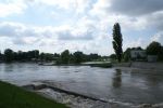 Gwałtownie przybywa wody w rzekach. Ostrzeżenie powodziowe dla Wrocławia