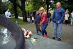 Narodowcy i patrioci pod pomnikiem rotmistrza Pileckiego: „To nie była reprezentatywna grupa wrocławian” [ZDJĘCIA], 