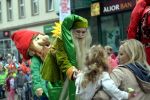 Wrocław: radosna parada na rozpoczęcie Międzynarodowego Festiwalu Krasnoludków [ZDJĘCIA], 