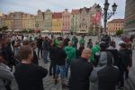 Kibice Śląska wspólnie z Jackiem Międlarem protestowali przed konsulatem Danii [ZDJĘCIA], 
