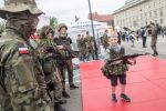 Husaria, czołgi i historyczne mundury – tak Wrocław świętował 2 maja [ZDJĘCIA], 