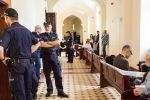 Rozpoczął się proces policjantów w sprawie zmarłego na komisariacie Igora Stachowiaka [ZDJĘCIA], 