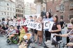 We Wrocławiu odbyła się pikieta solidarnościowa z rodzicami osób niepełnosprawnych [ZDJĘCIA], 
