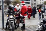 Przez Wrocław przejechała na motocyklach Parada Mikołajów [ZDJĘCIA], 