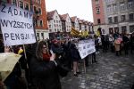 Wrocław: pracownicy sądu wyszli na ulice. Domagają się 1 tys. zł podwyżki [ZDJĘCIA], Magda Pasiewicz