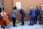 Prezydenci Wrocławia i Gdańska odsłonili tablicę ku pamięci Pawła Adamowicza [ZDJĘCIA, WIDEO], 