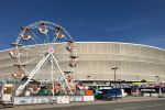 Nowa atrakcja przy Stadionie Wrocław. To kolorowy lunapark Madness [ZDJĘCIA], Stadion Wrocław