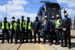Pracownicy MPK przeszkolili policjantów. Funkcjonarusze usiedli za sterami tramwaju, MPK Wrocław