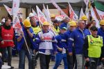 Protest w centrum Wrocławia. Górnicy wysypali węgiel pod „Domem Europy” [ZDJĘCIA], Jakub Jurek