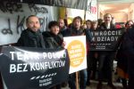 Kolejny dzień wojny o Teatr Polski. Przed salą sejmiku trwa protest, Wojciech Bolesta