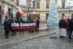 Protest przed Uniwersytetem Wrocławskim. „Uczelnia uhonorowała hitlerowskiego kolaboranta” [ZDJĘCIA], 