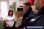 Pracownica poczty i taksówkarz uchronili dwie kobiety przed oszustami, Policja Wrocławska