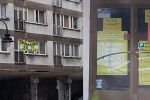 Straż miejska interweniowała na terenie Parku Kulturowego. Szpecące reklamy znikają, SM Wrocław
