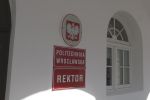Uczelnie z Wrocławia zawieszają zajęcia dla studentów [LISTA], 