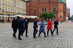 Kidawa-Błońska we Wrocławiu: Niech rząd zajmie się problemami Polaków, a nie organizacją wyborów, Bartosz Senderek