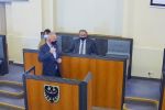 Klapa opozycji w sejmiku. „Starego przewodniczącego” wsparła część radnych „nowej większości”, UMWD