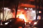Wrocław: Pożar przy wyjeździe z Wroclavii. Zobacz zdjęcia i film, 