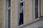 Człowiek w oknie na pl. Jana Pawła II. Zobacz akcję ratunkową [ZDJĘCIA], Jakub Jurek