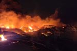 Potężny pożar hali w Pietrzykowicach pod Wrocławiem. Spłonęła doszczętnie [ZDJĘCIA, WIDEO], OSP KSRG Gniechowice