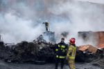 Duży pożar pod Wrocławiem. Płonie magazyn z akumulatorami, Sebastian Burdzy