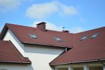 Czym charakteryzują się lekkie pokrycia dachowe? Dlaczego warto je wybrać?, 