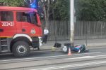 Wrocław: Jadący buspasem motocykl uderzył w busa. Motocyklista jest ranny. są utrudnienia w ruchu, Zdjęcia dzięki Pomoc Drogowa AUTO-HARD&PIEKARSKI PATROL