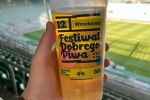 Piwo leje się dziś na Stadionie Wrocław. Festiwal przyciągnął smakoszy i browarników, WFDP