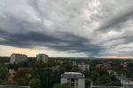 Alarm dla Wrocławia: W poniedziałek burze i grad, 